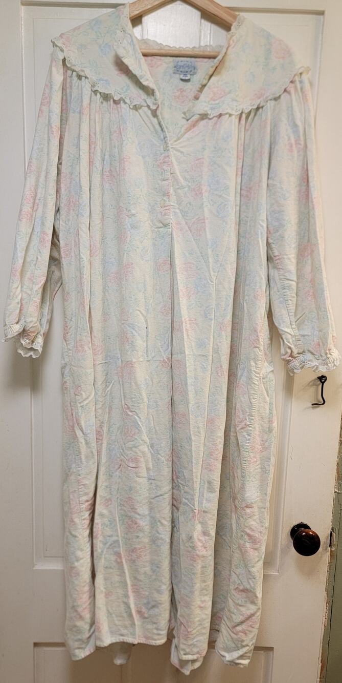 Vintage Lanz of Salzburg Pastel Floral Flannel Nightgown - Large